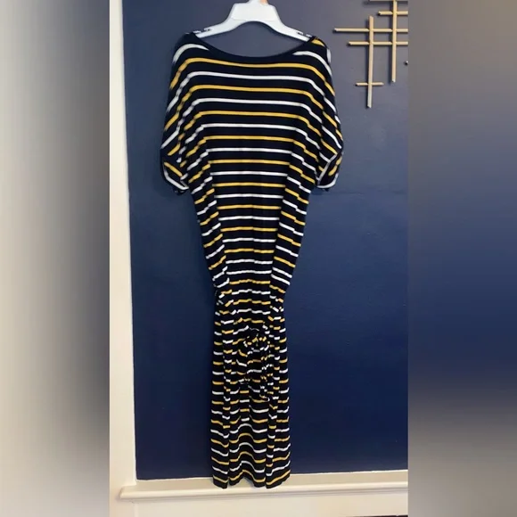 Banana Republic SZ Medium - Picture 2 of 3